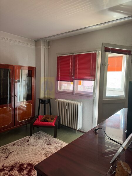 Apartament 2 camere decomandat Delfinului