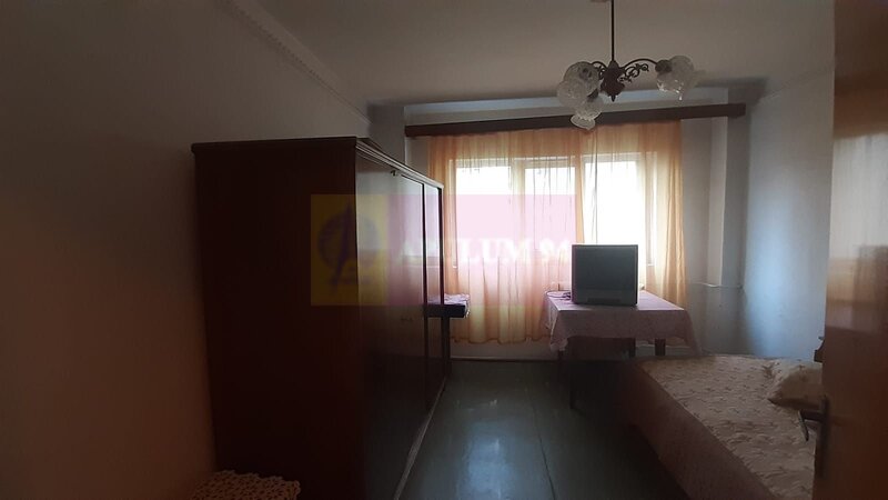 Apartament 2 camere decomandat Delfinului