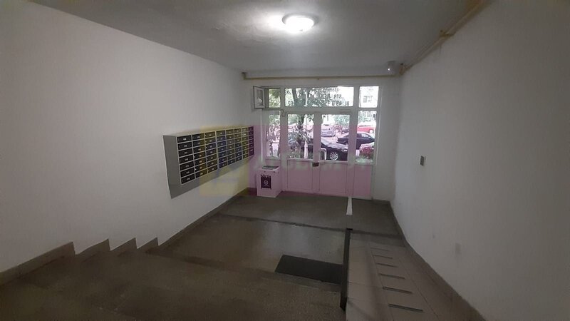 Apartament 2 camere decomandat Delfinului